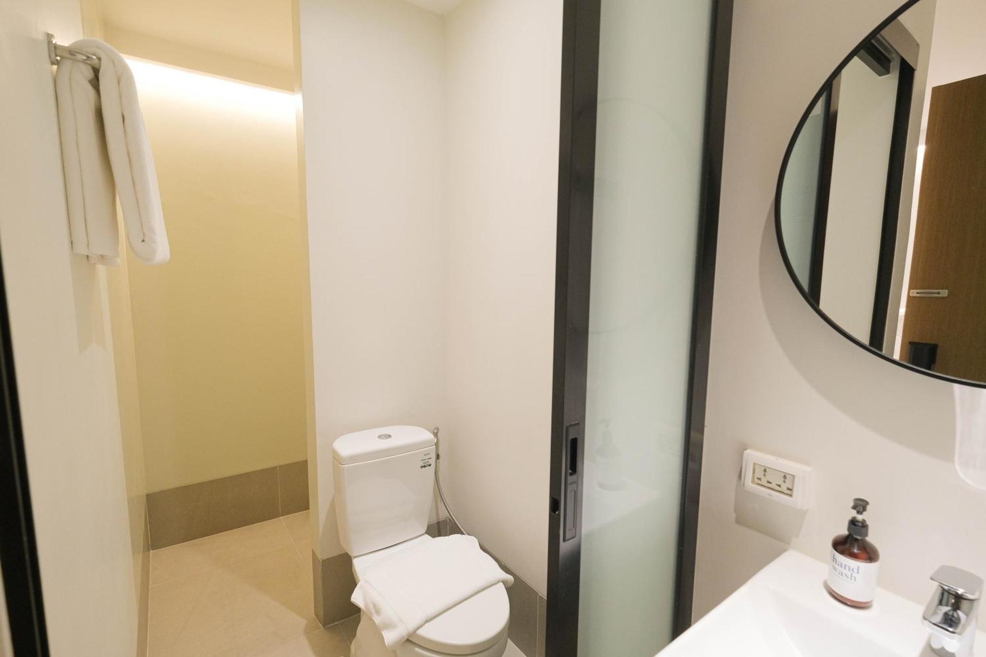 Simplestay Chatuchak, Surestay Collection By Best Western Bangkok Exteriör bild