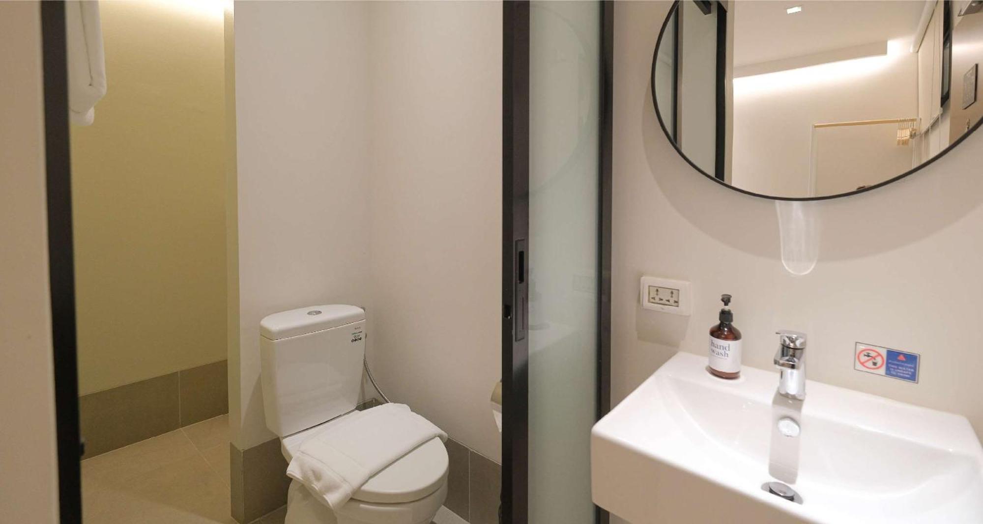 Simplestay Chatuchak, Surestay Collection By Best Western Bangkok Exteriör bild