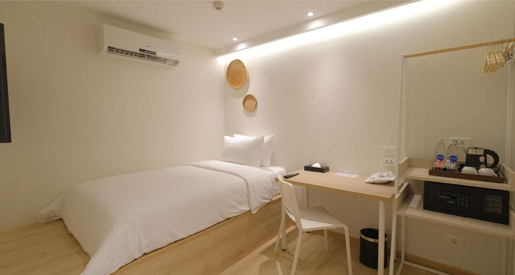 Simplestay Chatuchak, Surestay Collection By Best Western Bangkok Exteriör bild